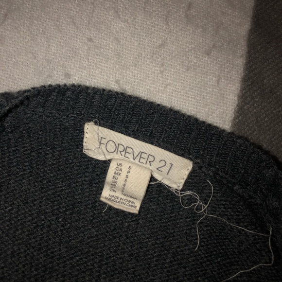 Sweater - Picture 3 of 3